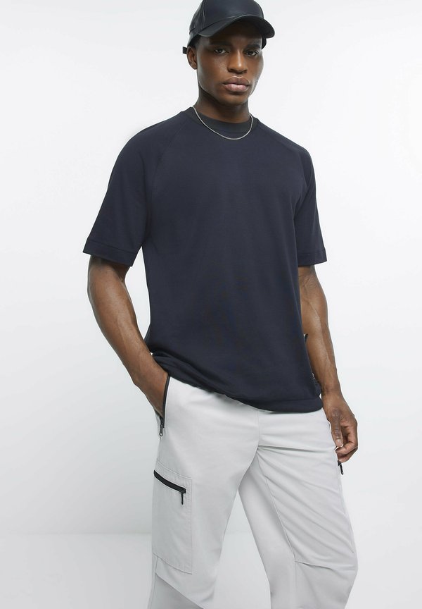 River Island