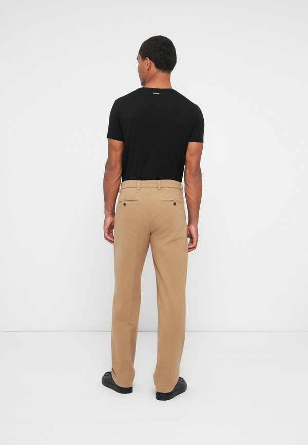 Selected Loose fit 220
