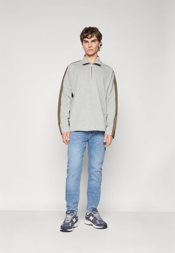 Diesel SLEENKER