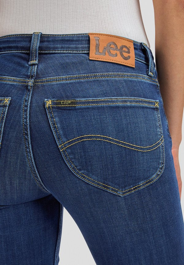 Lee ELLY