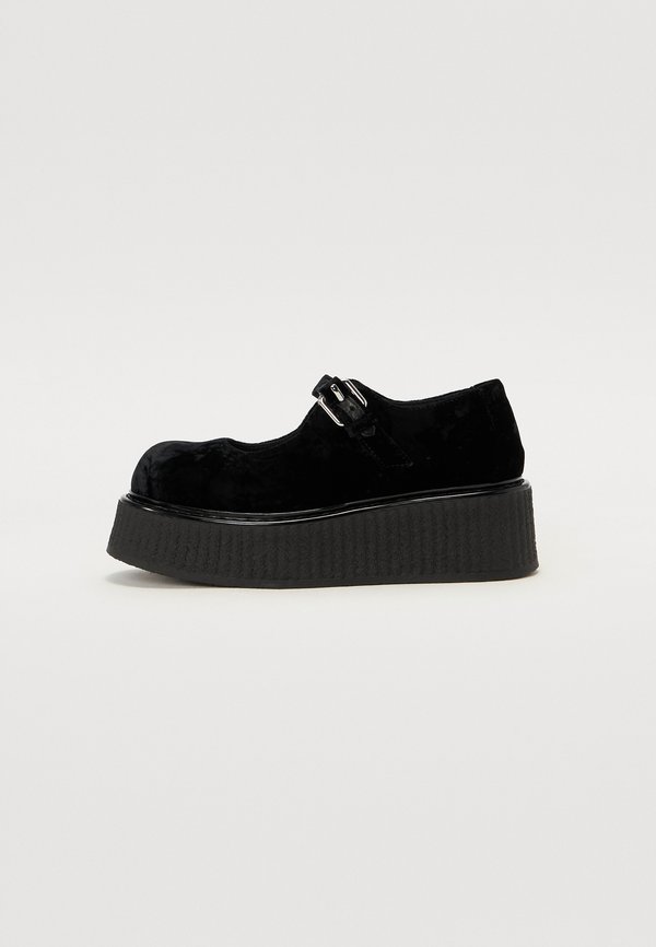 MOSCHINO SCARPA