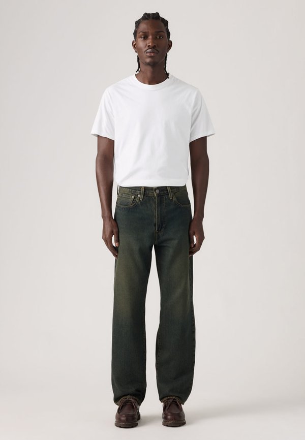 Levi's® 568® STAY LOOSE