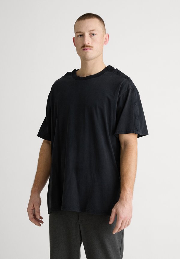 YOURTURN by Zalando ADAPTIVE TEE UNISEX