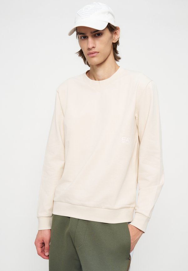 EA7 Emporio Armani