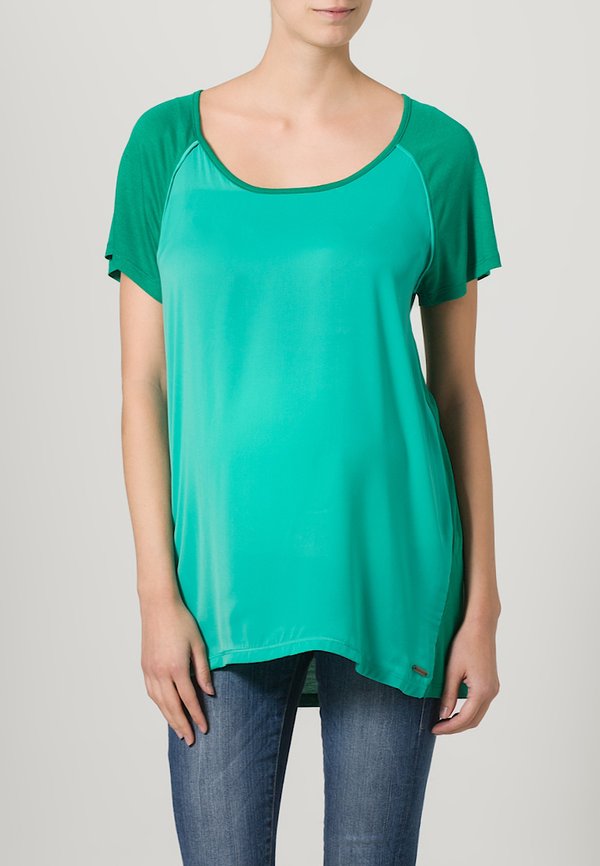 Esprit Maternity