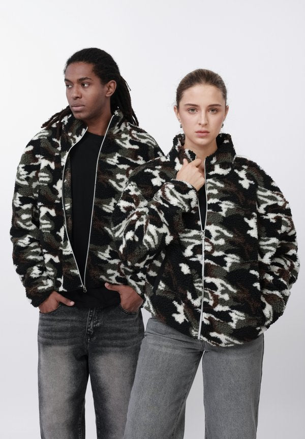 YOURTURN by Zalando UNISEX CAMO TEDDY ZIP THROUGH