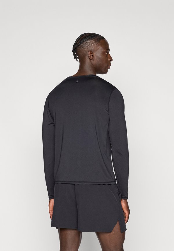 Pier One Sport by Zalando FITTED LONG SLEEVE LIGHT WEIGHT TOP