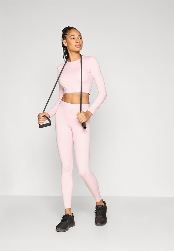 Even&Odd active by Zalando CROPPED LONG SLEEVE TOP