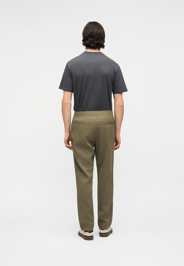 Only & Sons ONSWAKE LOOSE TAPERED