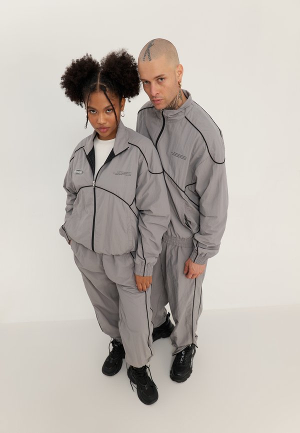 YOURTURN by Zalando UNISEX RELAXED FIT LIGHT JACKET