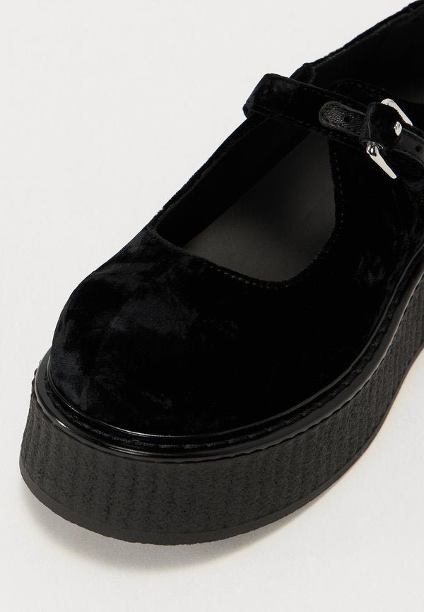 MOSCHINO SCARPA