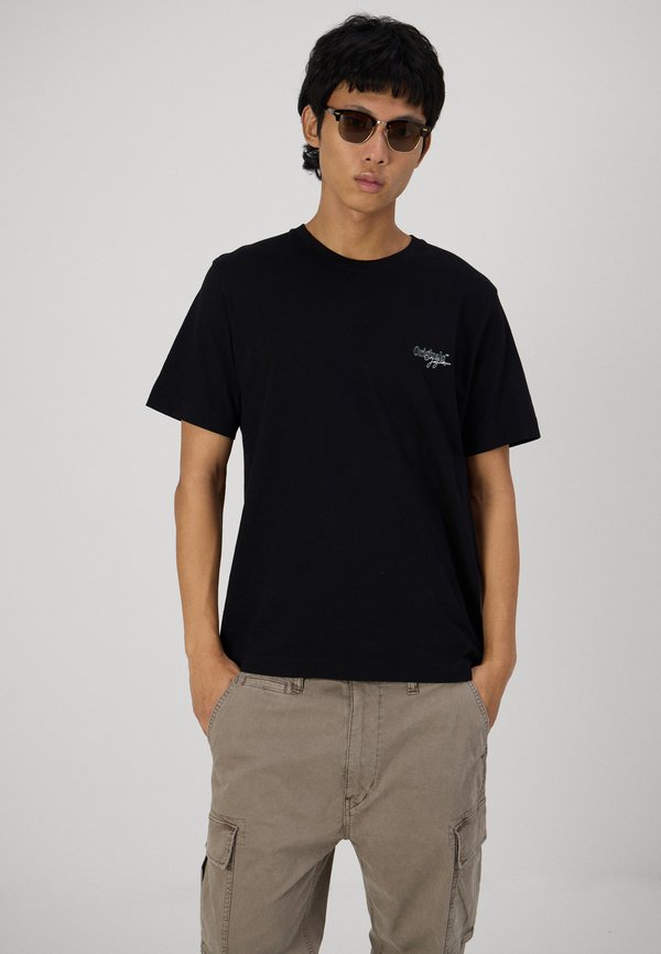 American Eagle LIVED IN
