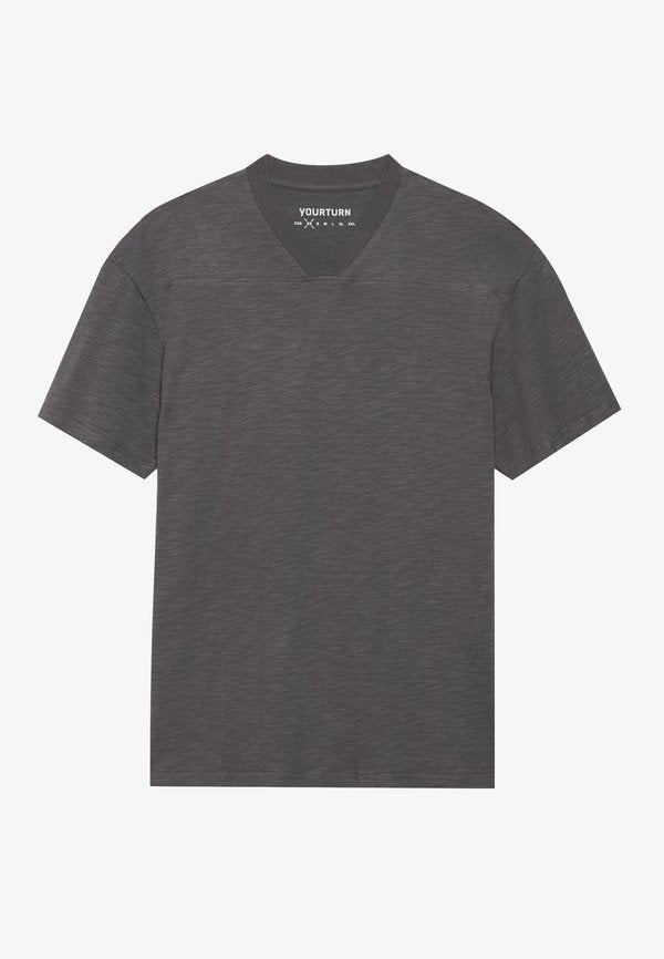 YOURTURN by Zalando OVERSIZED FIT V NECK