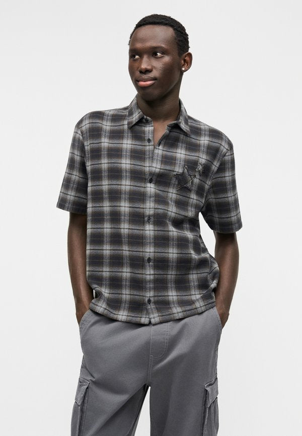 Hollister Co. CHECK