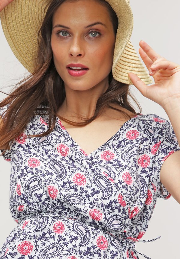 Esprit Maternity