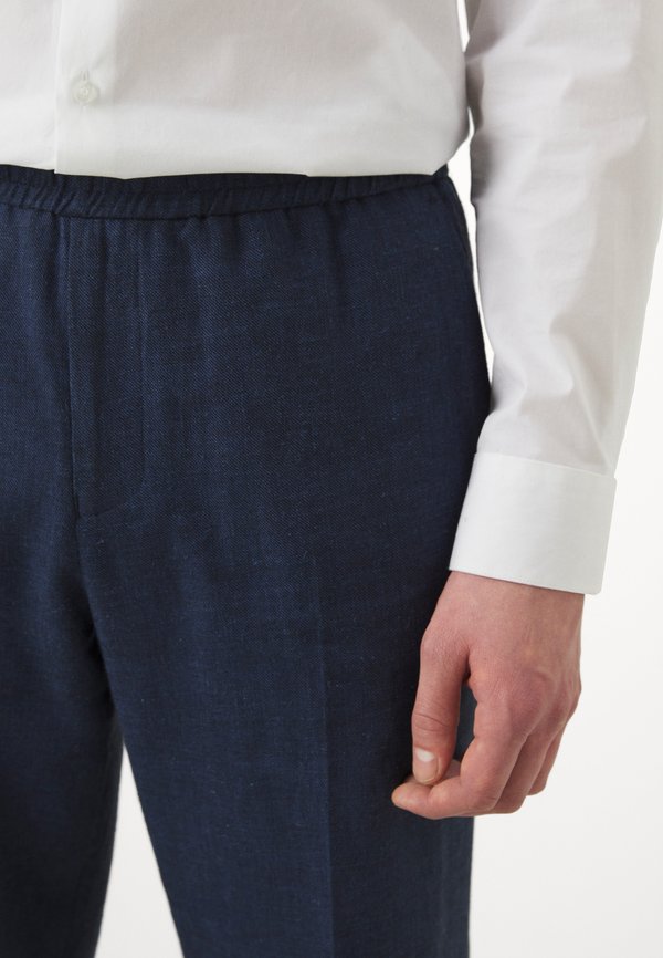 Selected Suit Linen Blend