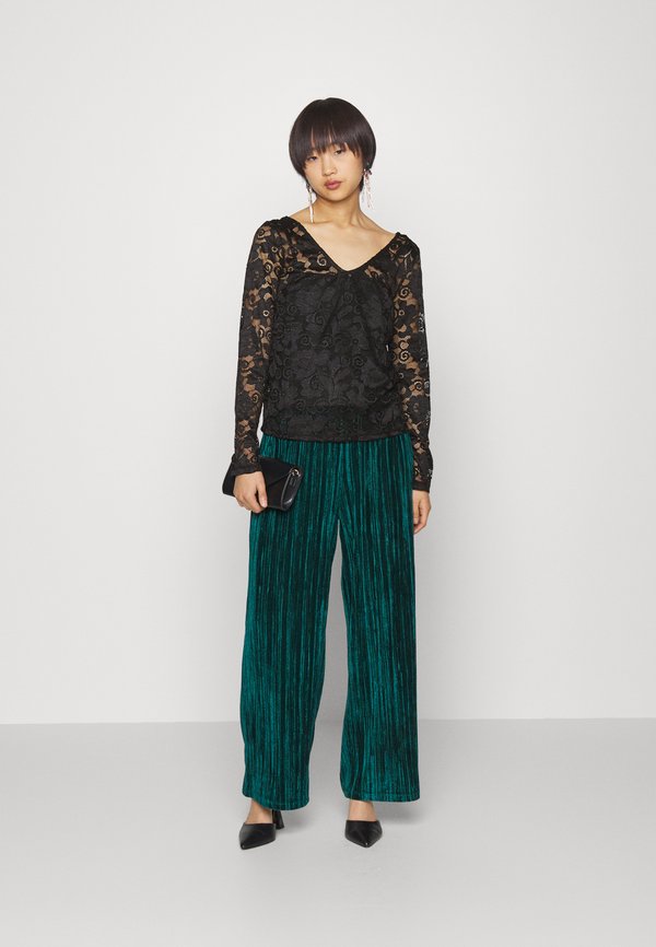 VILA Petite VISANDRA V NECK