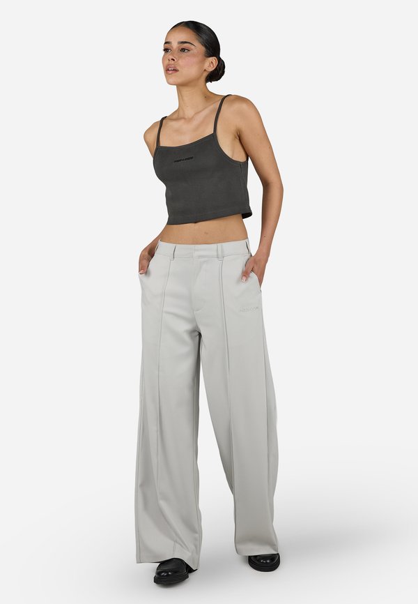 Pegador HAILE STRING TOP