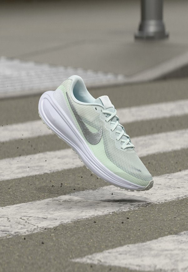 Nike Performance W NIKE REVOLUTION 8 - Road running shoes - off white/metallic silver-coloured/barely green/malachite