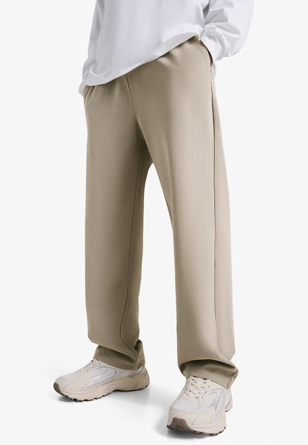 Bershka STRAIGHT-FIT TAILORED  - Trousers - sand