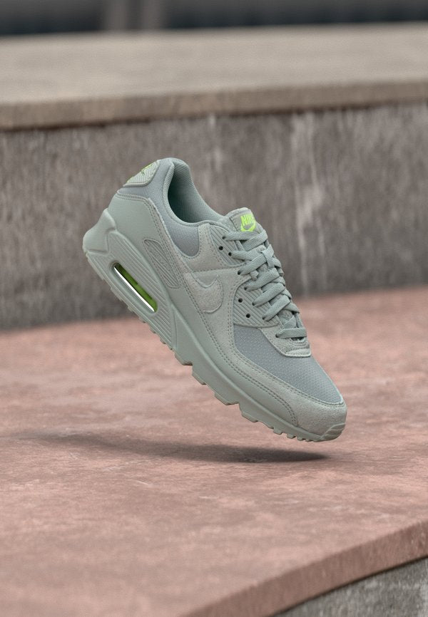Nike Sportswear AIR MAX 90 ESS - Trainers - light pumice/lime glow