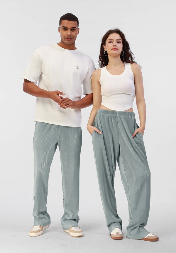 YOURTURN by Zalando UNISEX