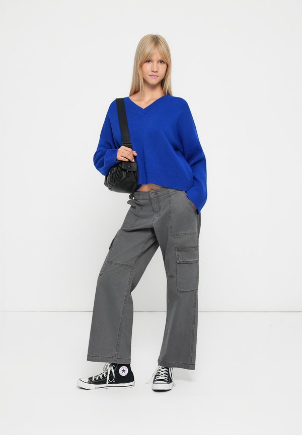 Vero Moda VMGOLD ART V NECK