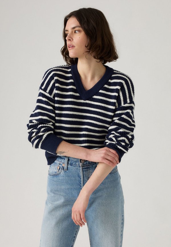 Levi's® REESE