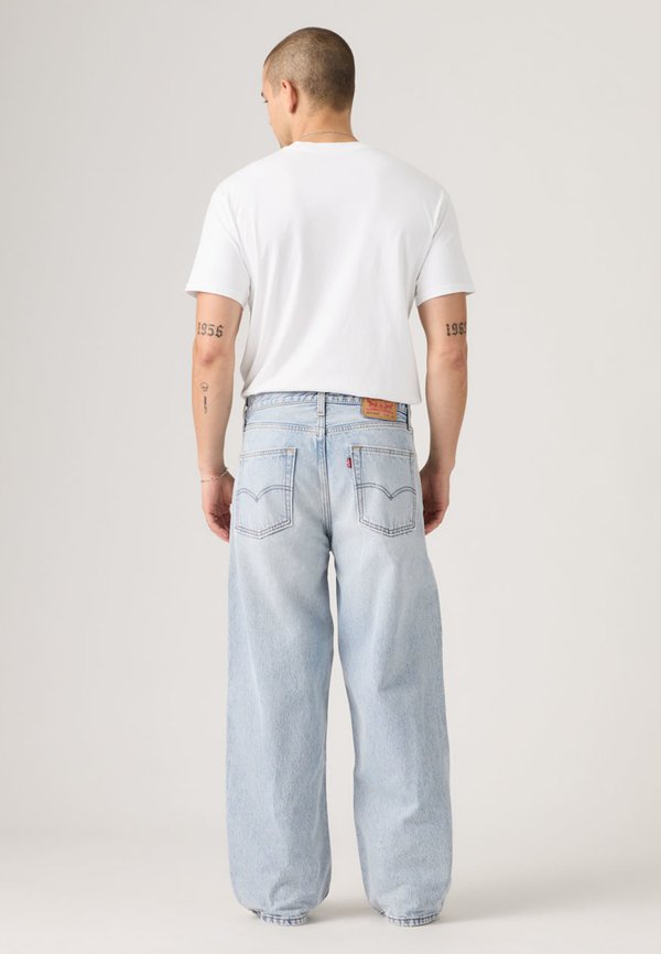 Levi's® EXTRA BAGGY