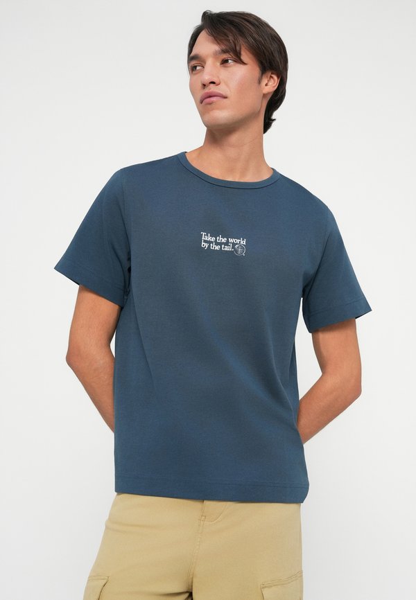 Selected SLHDAN PANAM O NECK TEE