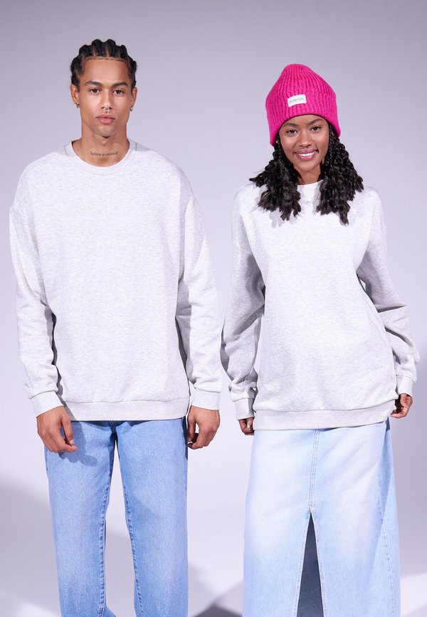 YOURTURN by Zalando RELAXED FIT SWEATSHIRT