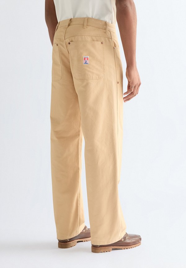 Wrangler DOUBLE KNEE CARPENTER