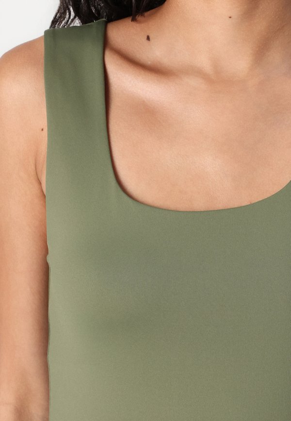 VILA VIKENZA U-NECK S/L TANK TOP REV - NOOS