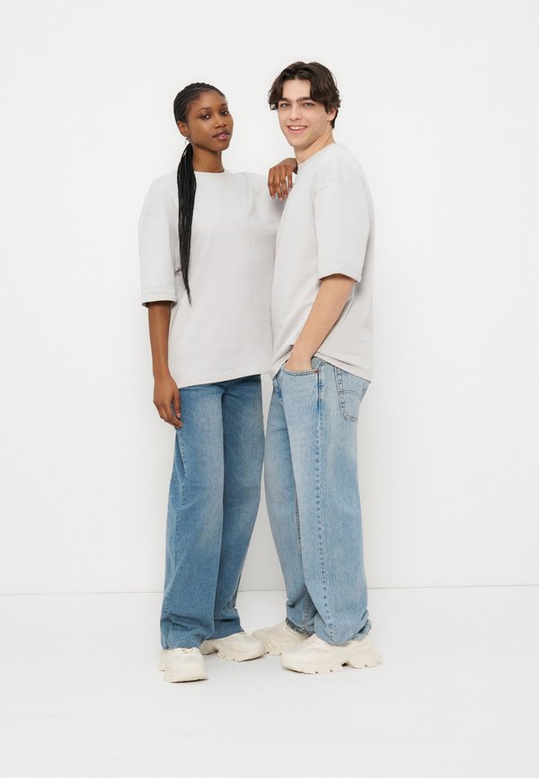 YOURTURN by Zalando HEAVYWEIGHT OVERSIZED FIT TURN UP TERRY