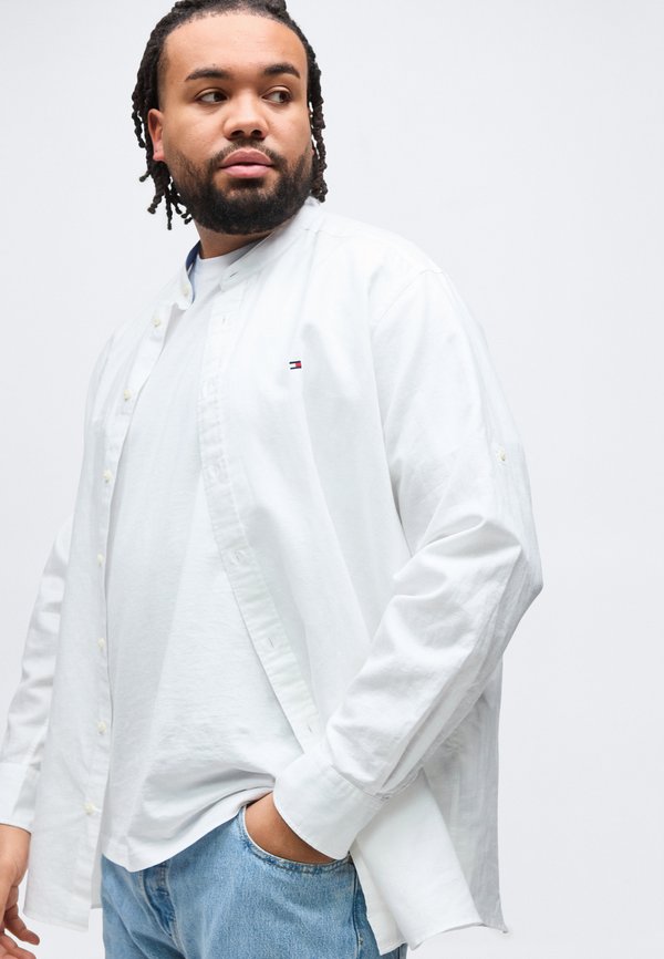 Tommy Hilfiger PLUS REGULAR FIT LINEN BLEND GRANDAD COLLAR SHIRT