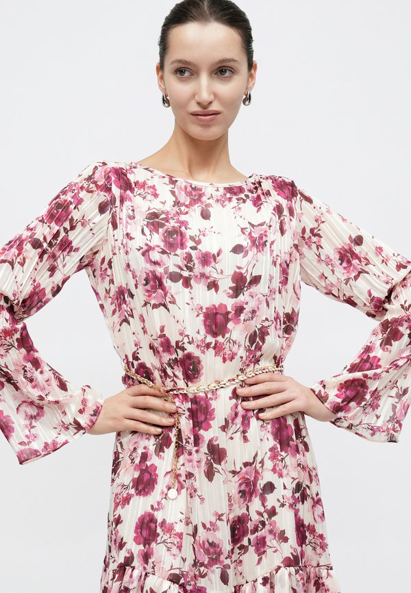 Guess ILENIA PLEAT DRESS