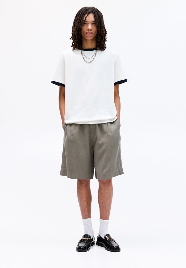 PULL&BEAR