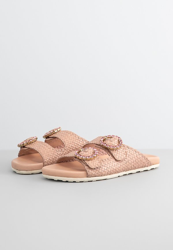 Melvin & Hamilton PETRA 1