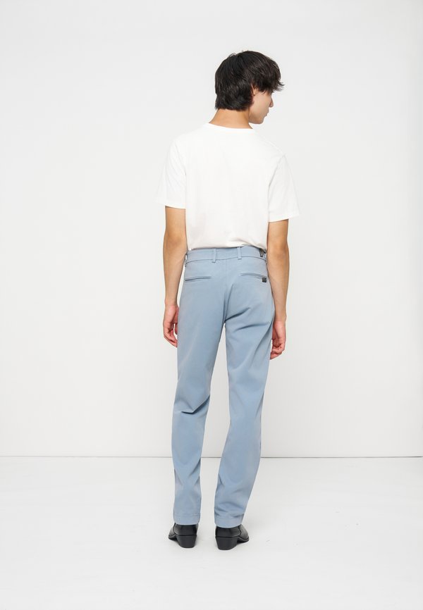 7 for all mankind CHINO