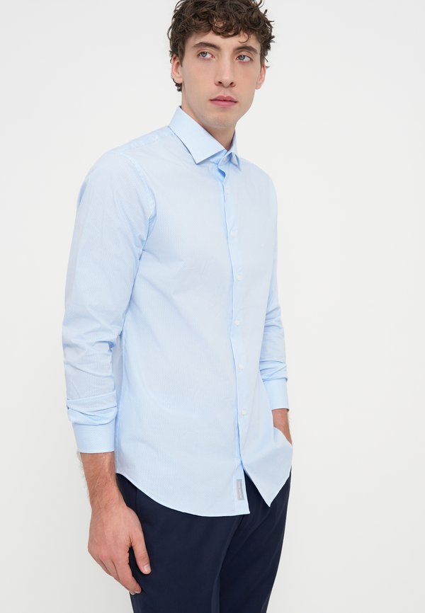 Michael Kors SLIM FIT