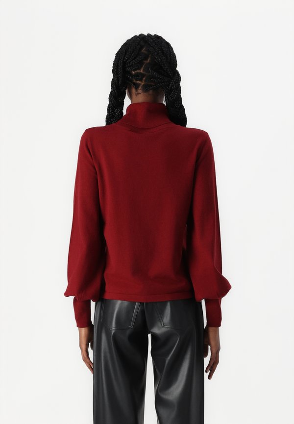 VILA VIAMANDA TURTLE NECK