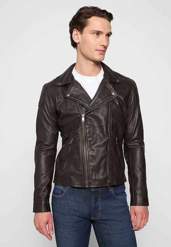 Lee Cooper