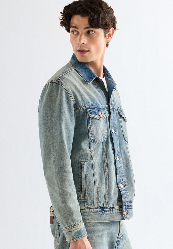 Wrangler ANTI FIT