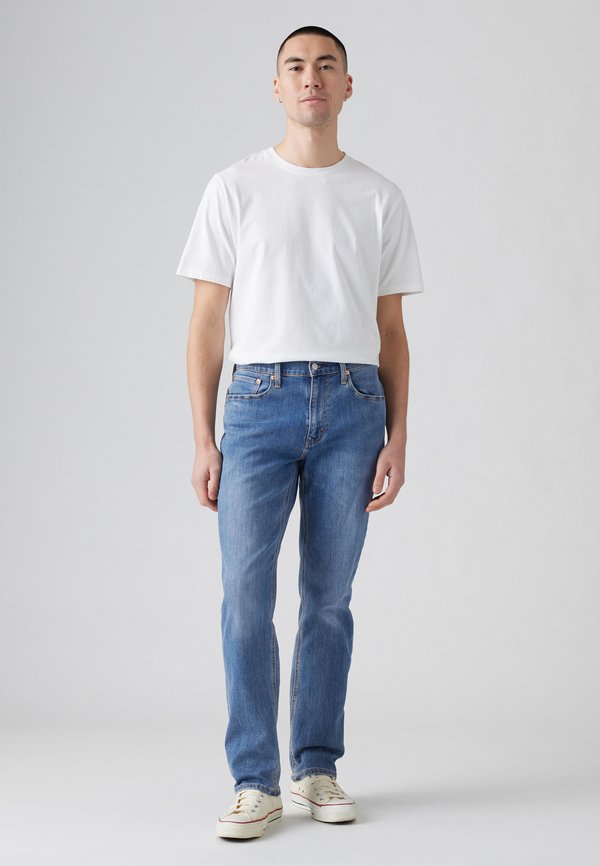 Levi's® 541® ATHLETIC TAPER