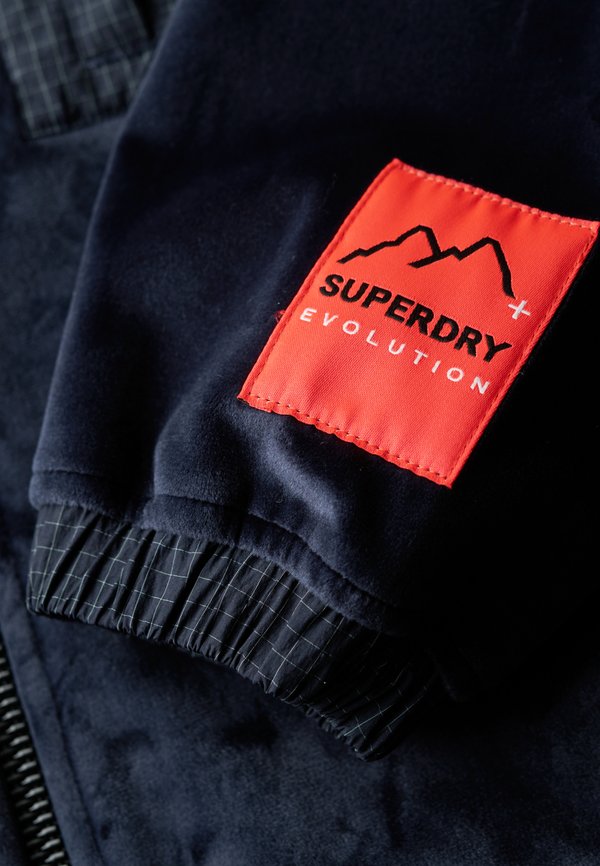 Superdry & Co HYBRID TREKKER