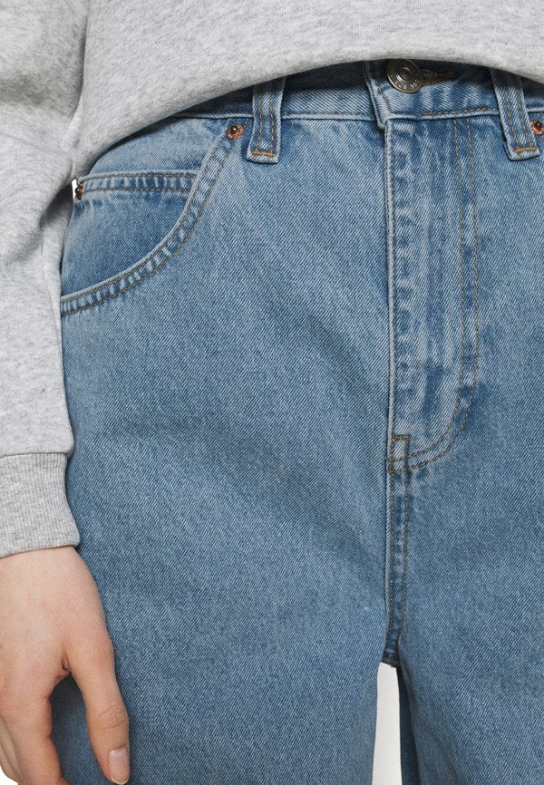 BDG Urban Outfitters MODERN BOYFRIEND