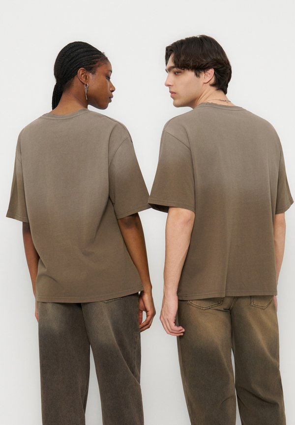 YOURTURN by Zalando HEAVYWEIGHT REGULAR FIT