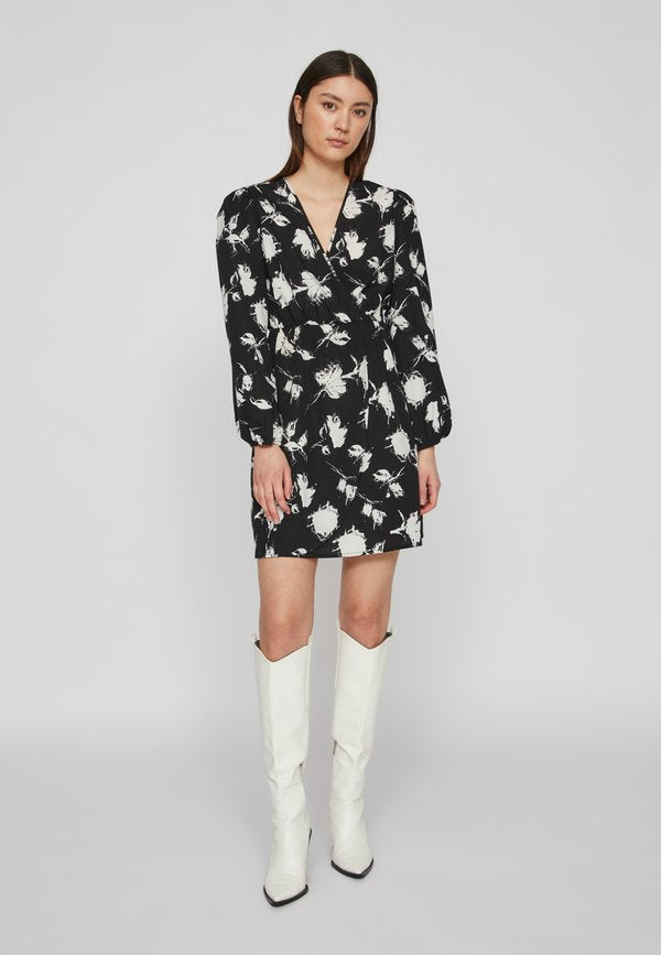 VILA VIVILLA SHORT WRAP DRESS