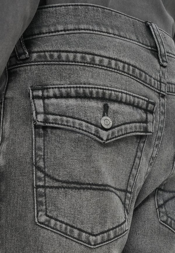 Hollister Co.