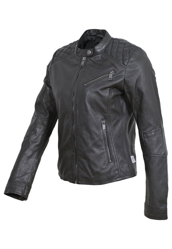 Lee Cooper